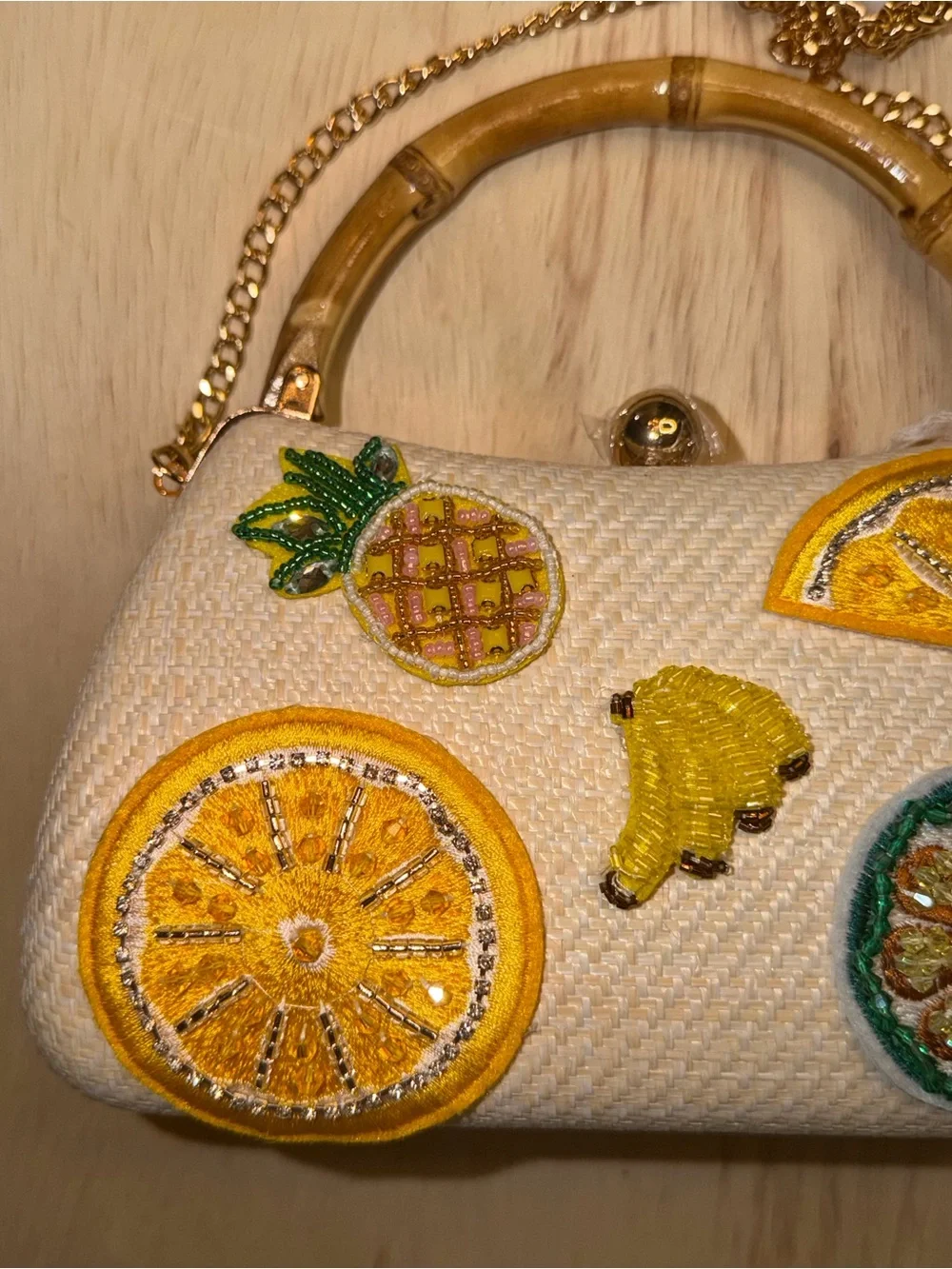 NWT HAUTE HIPPIE Cream Straw Top-Handle Bag with Citrus Appliqués - Picture 3 of 10